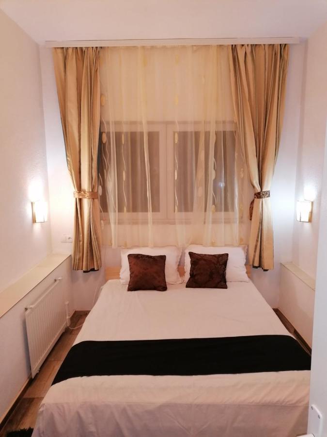 Excellency Apartmani バニャ・ルカ エクステリア 写真
